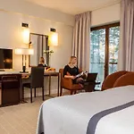 Natura Mazur & Conference 4*