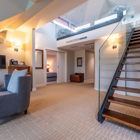 Natura Mazur & Conference