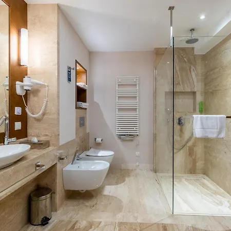 Natura Mazur & Conference Hotel 4*