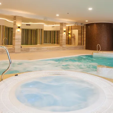 Natura Mazur & Conference