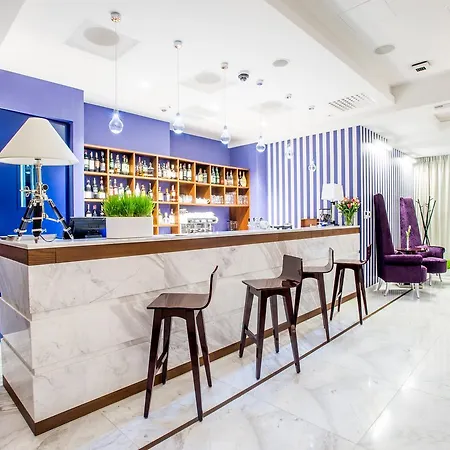 Natura Mazur & Conference מלון 4*