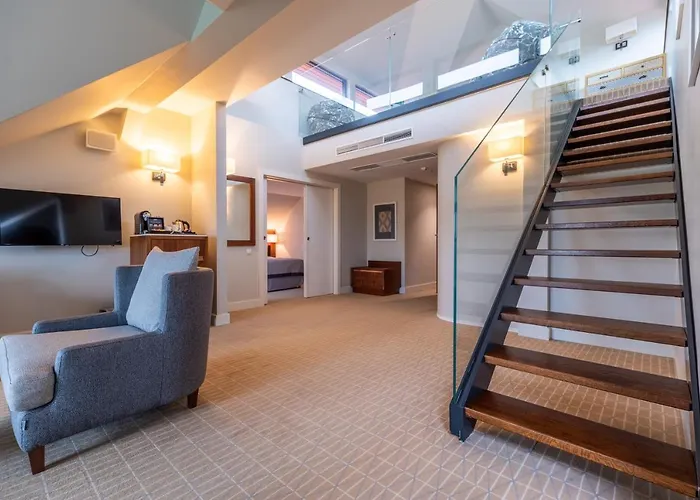 Natura Mazur & Conference