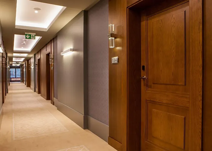 Natura Mazur & Conference Hotel