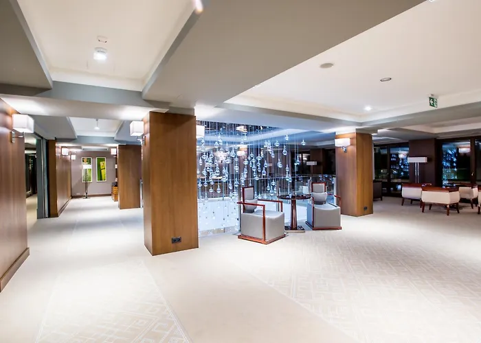 Natura Mazur & Conference Hotel