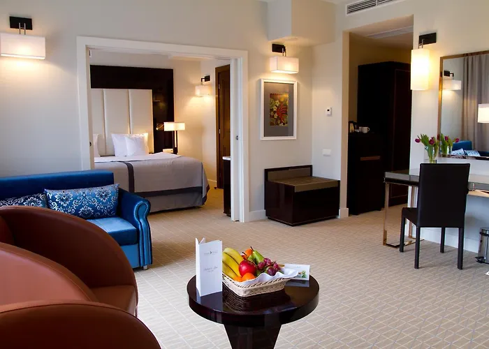 Hotel Natura Mazur & Conference 4*