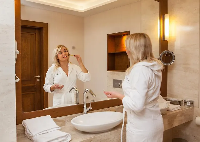 Natura Mazur & Conference Hotel